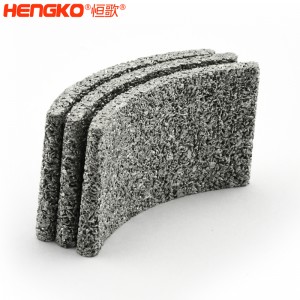 來圖定制不銹鋼濾板耐腐蝕壽命長,316L不銹鋼粉末燒結濾芯